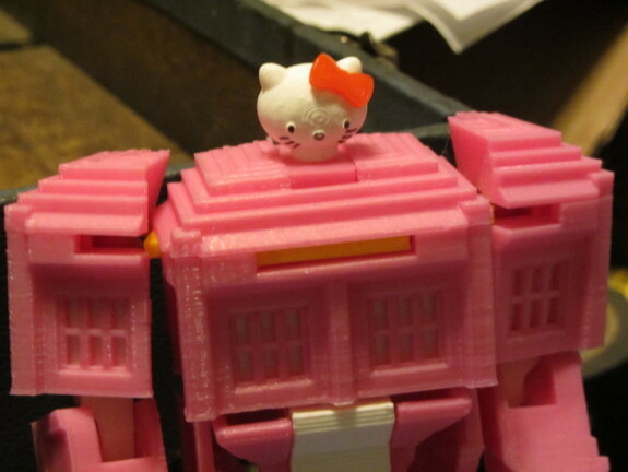 Hello Kitty Tardis Transformer Mod