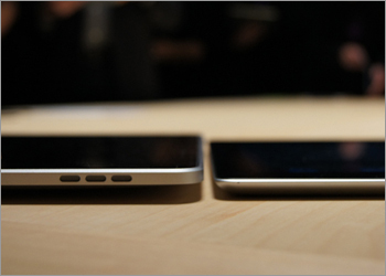 iPad (left) vs. iPad 2 (right)