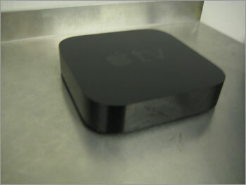 Round 6: Apple TV (2nd generation) vs. Apple iPod (2nd generation)