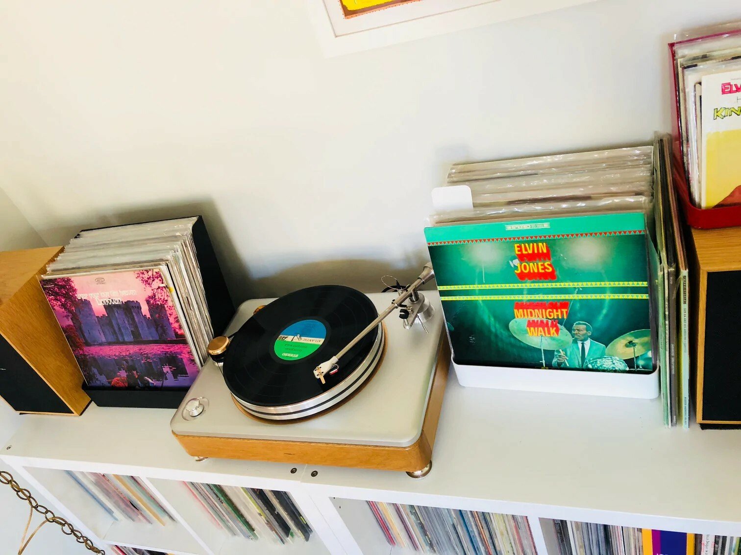 vinyl record display