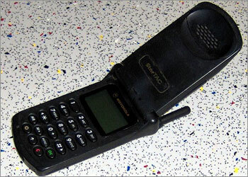 Motorola StarTAC, 1996