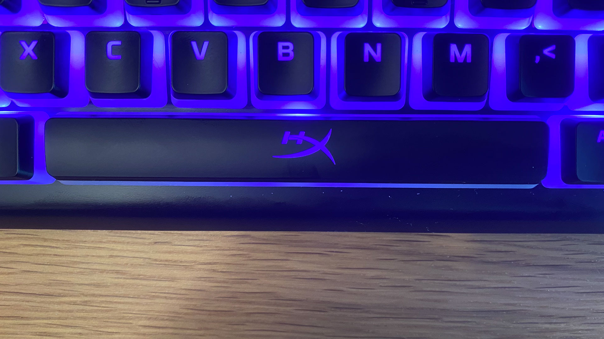 HyperX Alloy Elite 2 spacebar