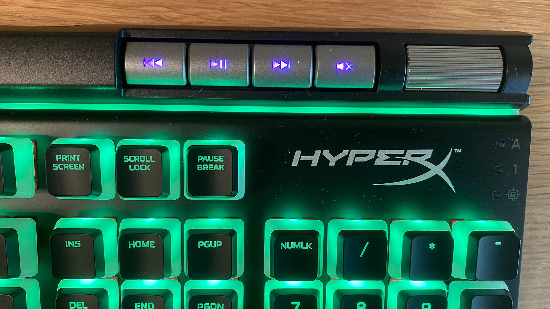 HyperX Alloy Elite 2 media keys