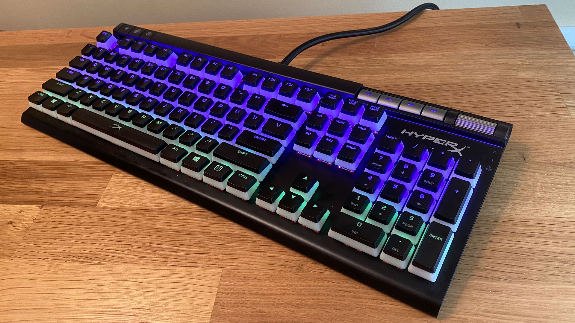 HyperX Alloy Elite 2 angle left