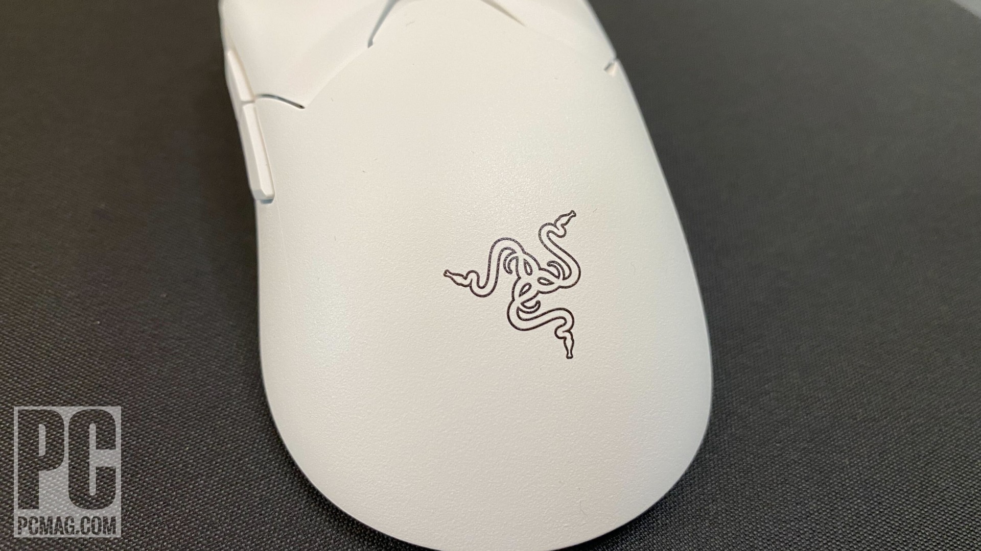 Razer Viper V2 Pro insignia