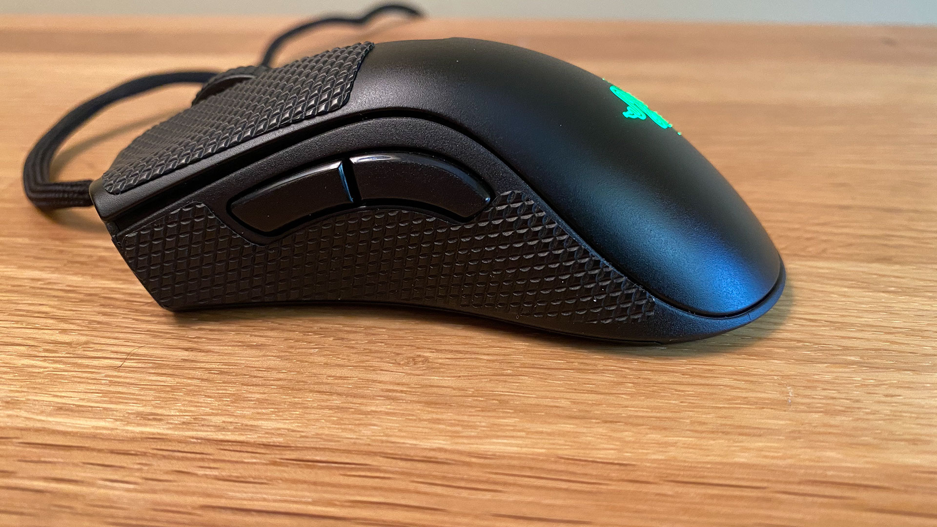 Razer DeathAdder V2 Mini side buttons