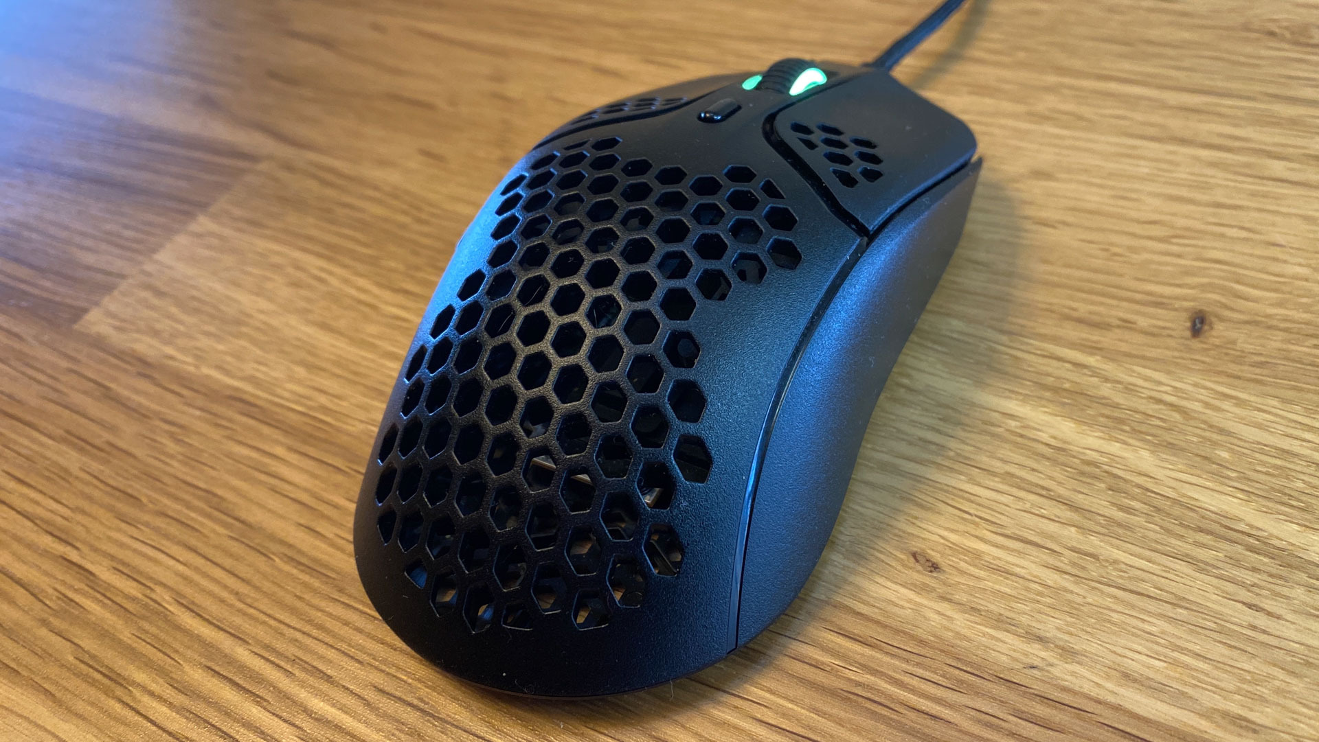 HyperX Pulsefire Haste Gaming Mouse angle right