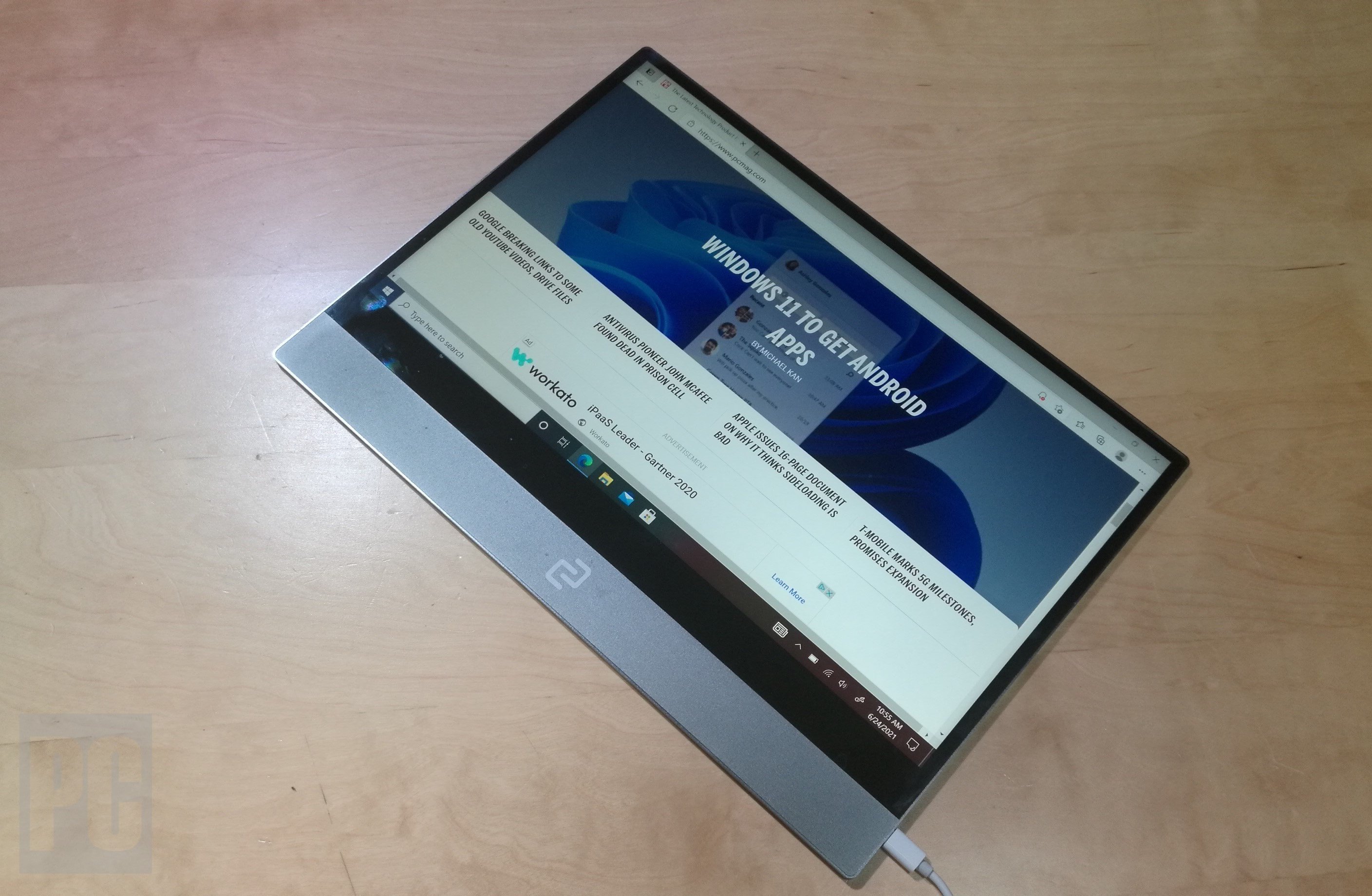 espresso Display (15-Inch) face up