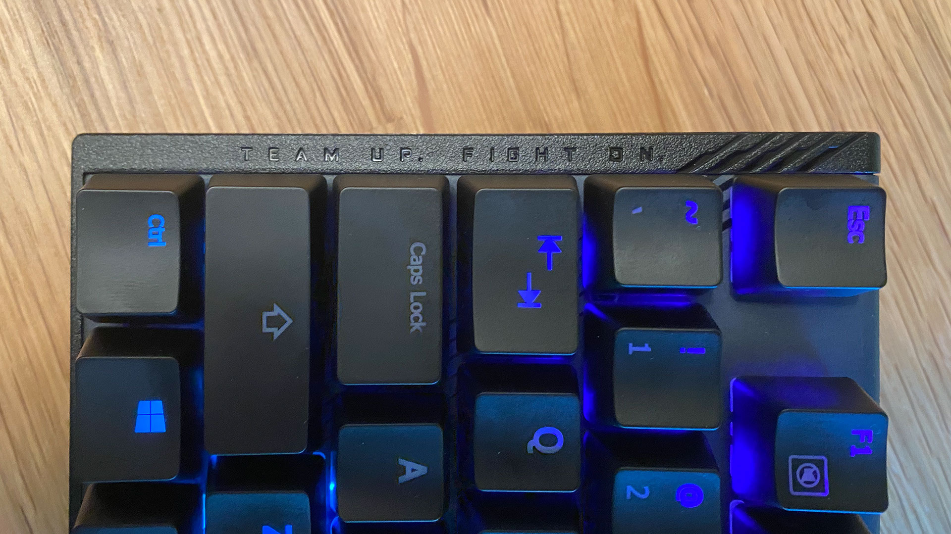 Aorus K1 Mechanical Gaming Keyboard side