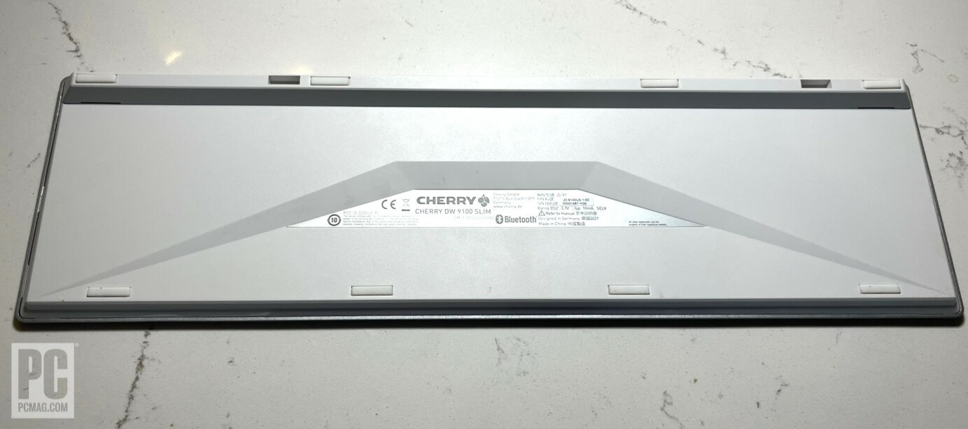 Support bar on back of Cherry DW 9100 Slim keyboard