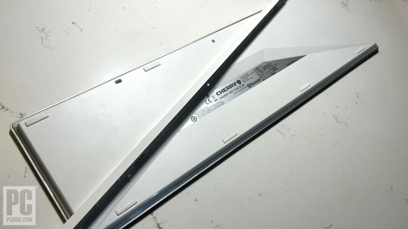 Back of Cherry DW 9100 Slim keyboard