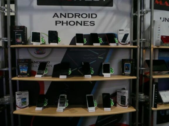 Maxwest Phone Lineup