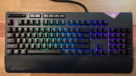 Asus ROG Strix Flare