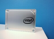 Intel SSD 545s Series (512GB) (Top)
