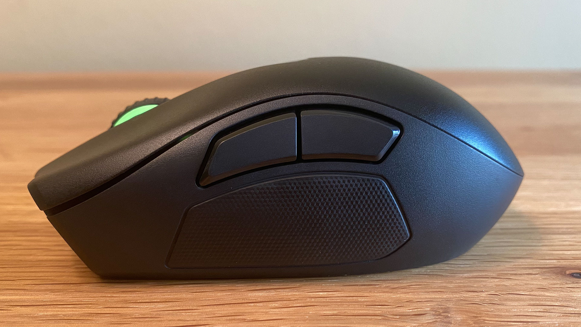 Razer Naga Pro Wireless Gaming Mouse two button side