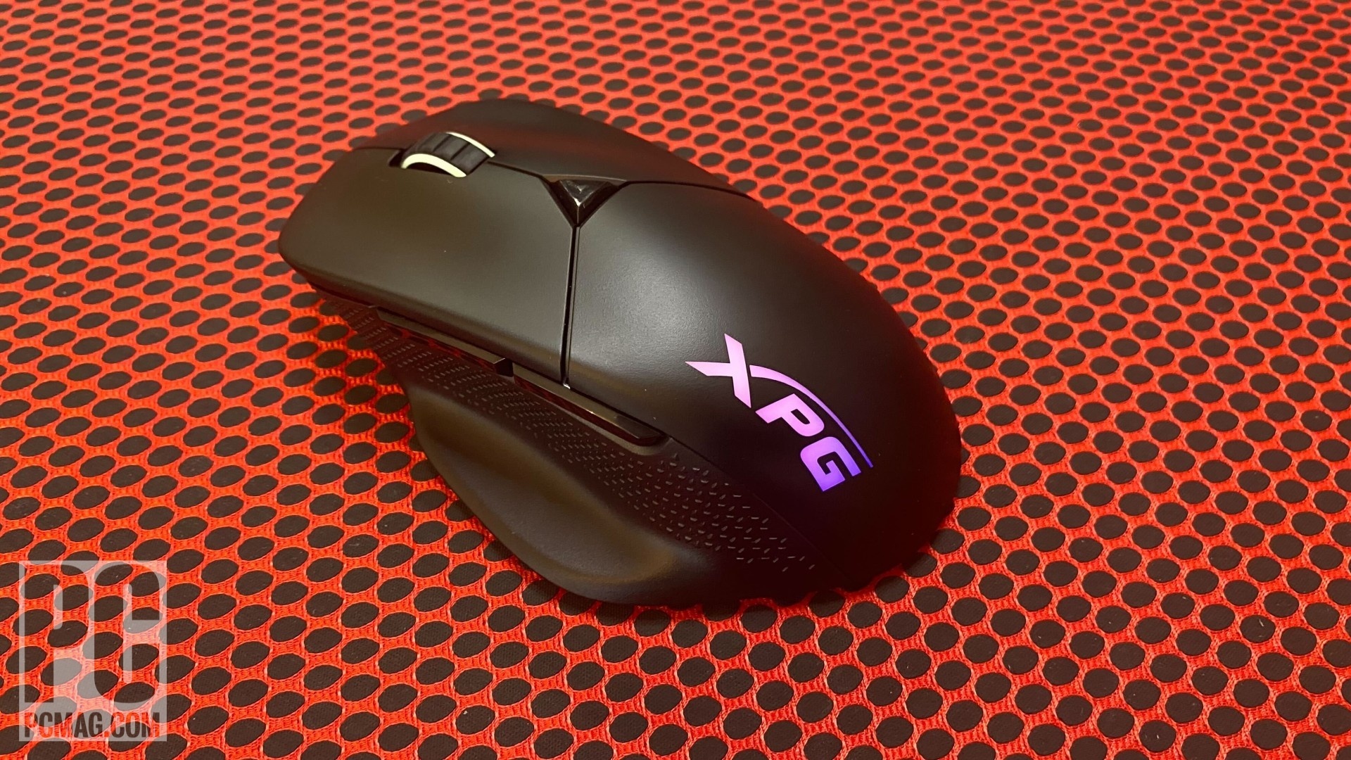XPG Alpha Mouse back side