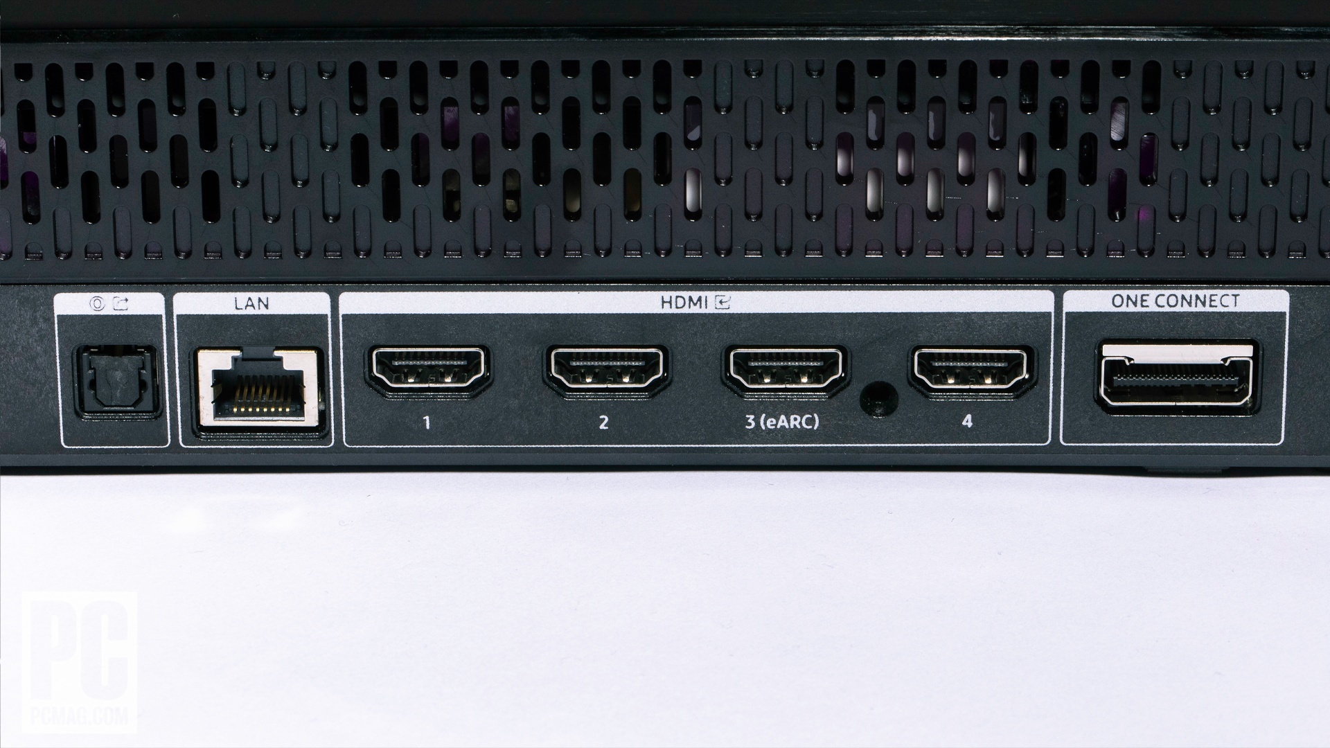 Samsung Odyssey Ark OneConnect ports