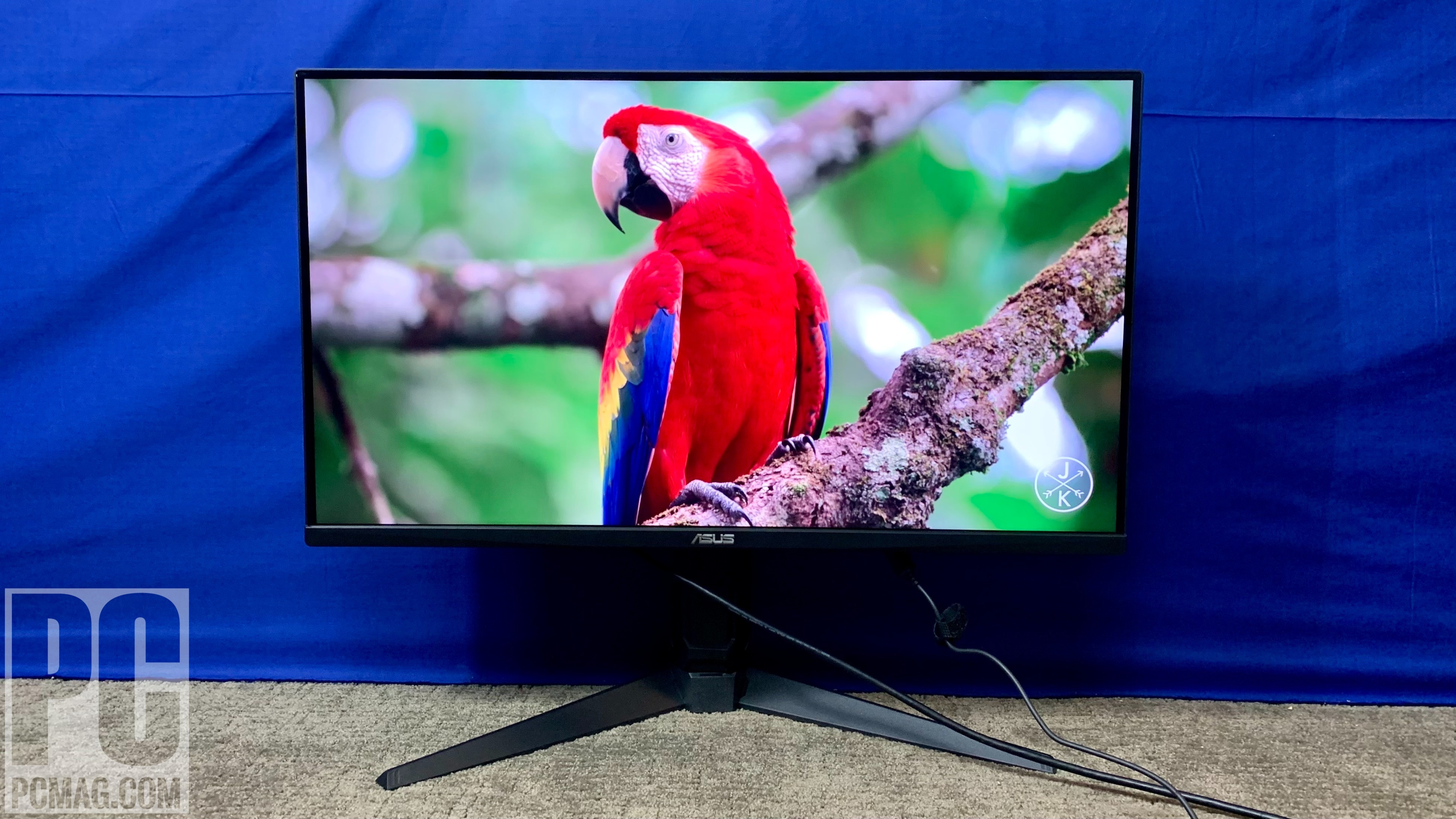 Asus TUF Gaming VG28UQL1A front