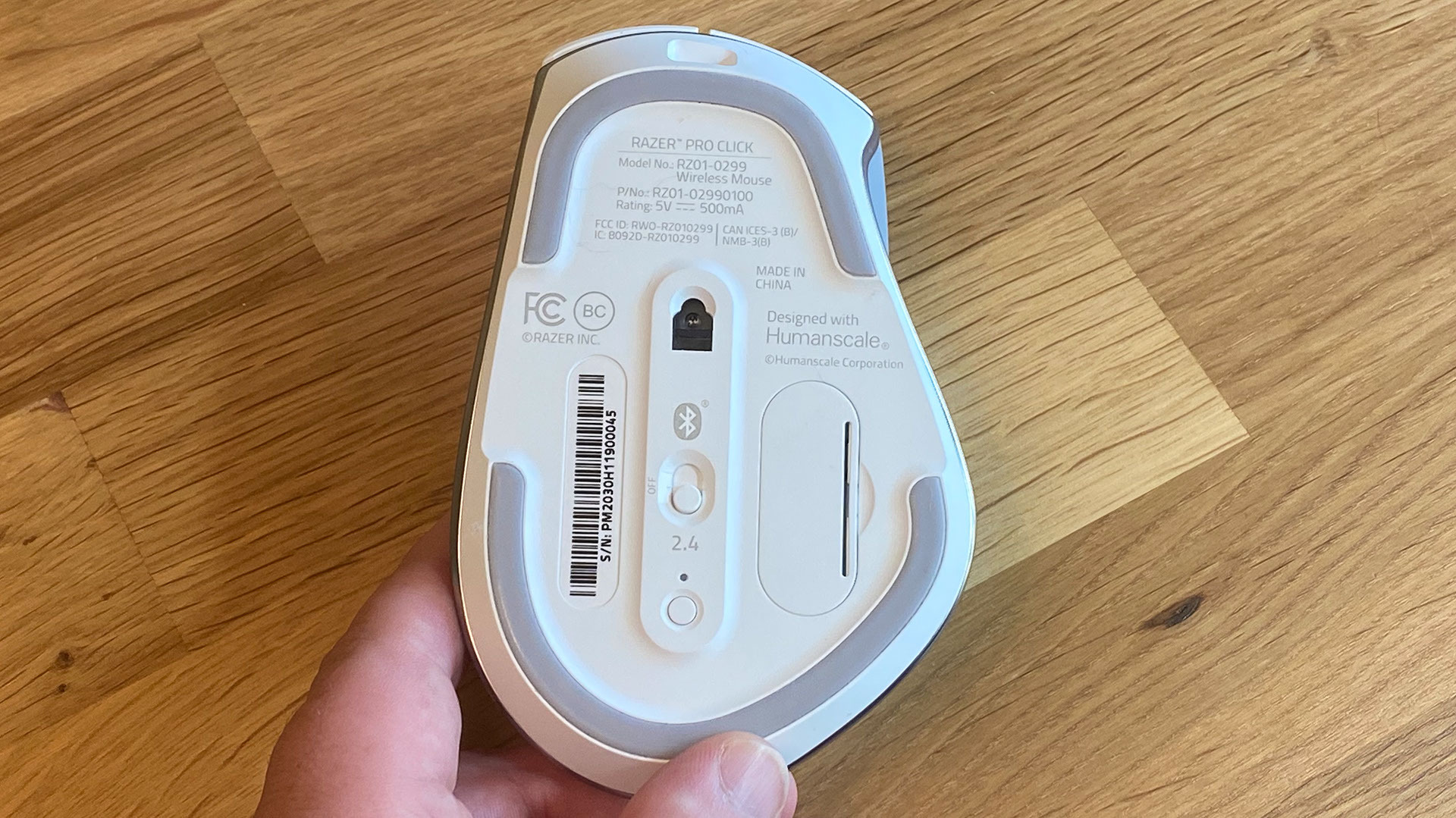 Razer Pro Click Wireless Mouse underside