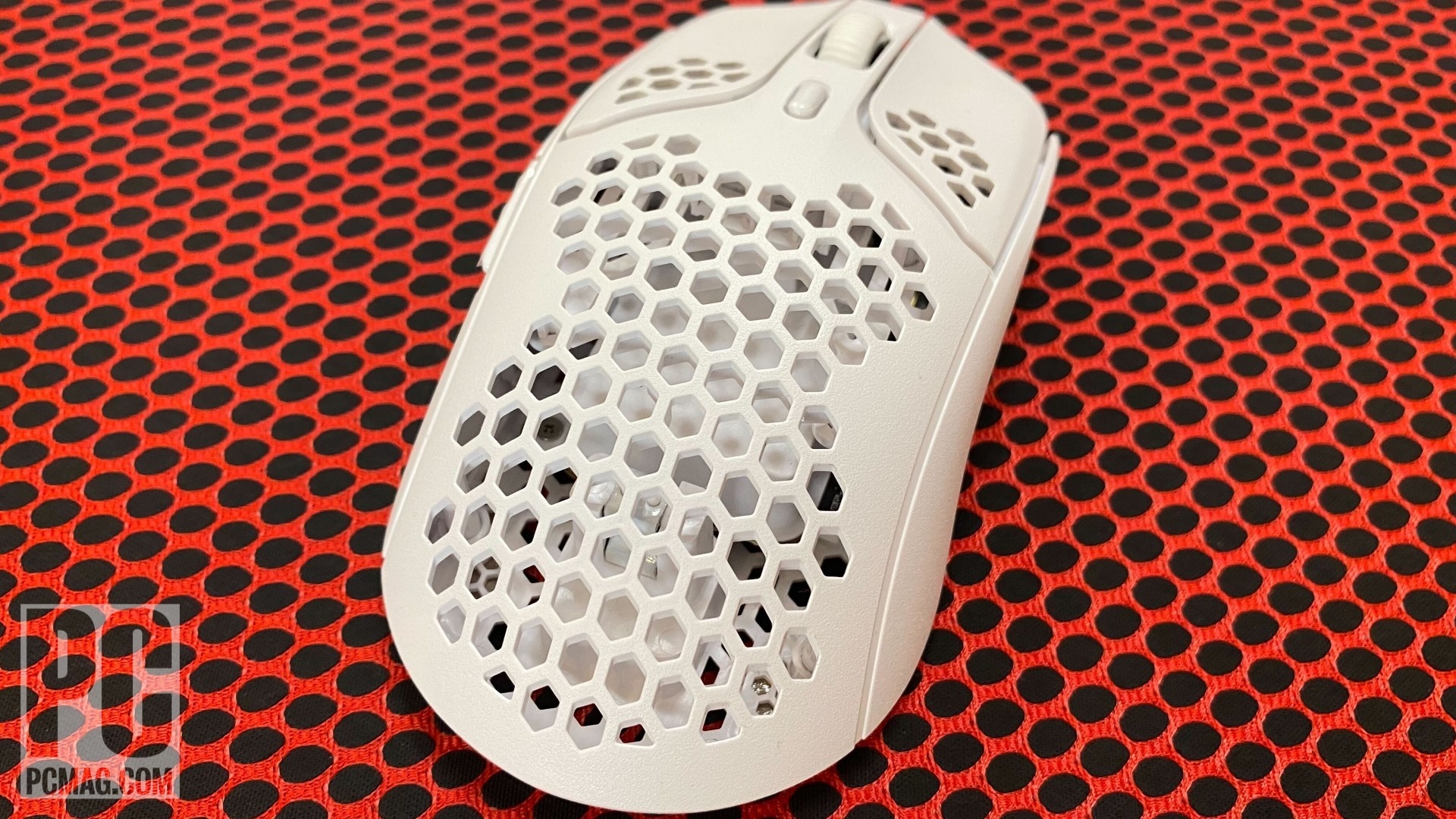 HyperX Pulsefire Haste wireless mouse