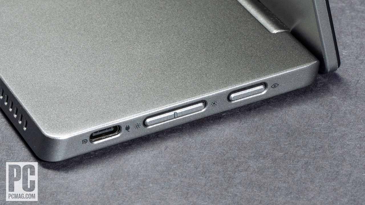 Dell 14 Portable Monitor (C1422H) left side