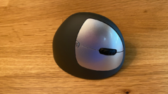 Goldtouch Semi-Vertical Wireless Mouse Image