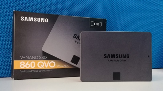 Samsung SSD 860 QVO 