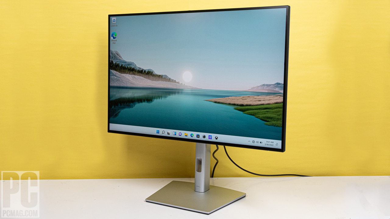 Dell UltraSharp 30 USB-C Hub Monitor (U3023E) front view