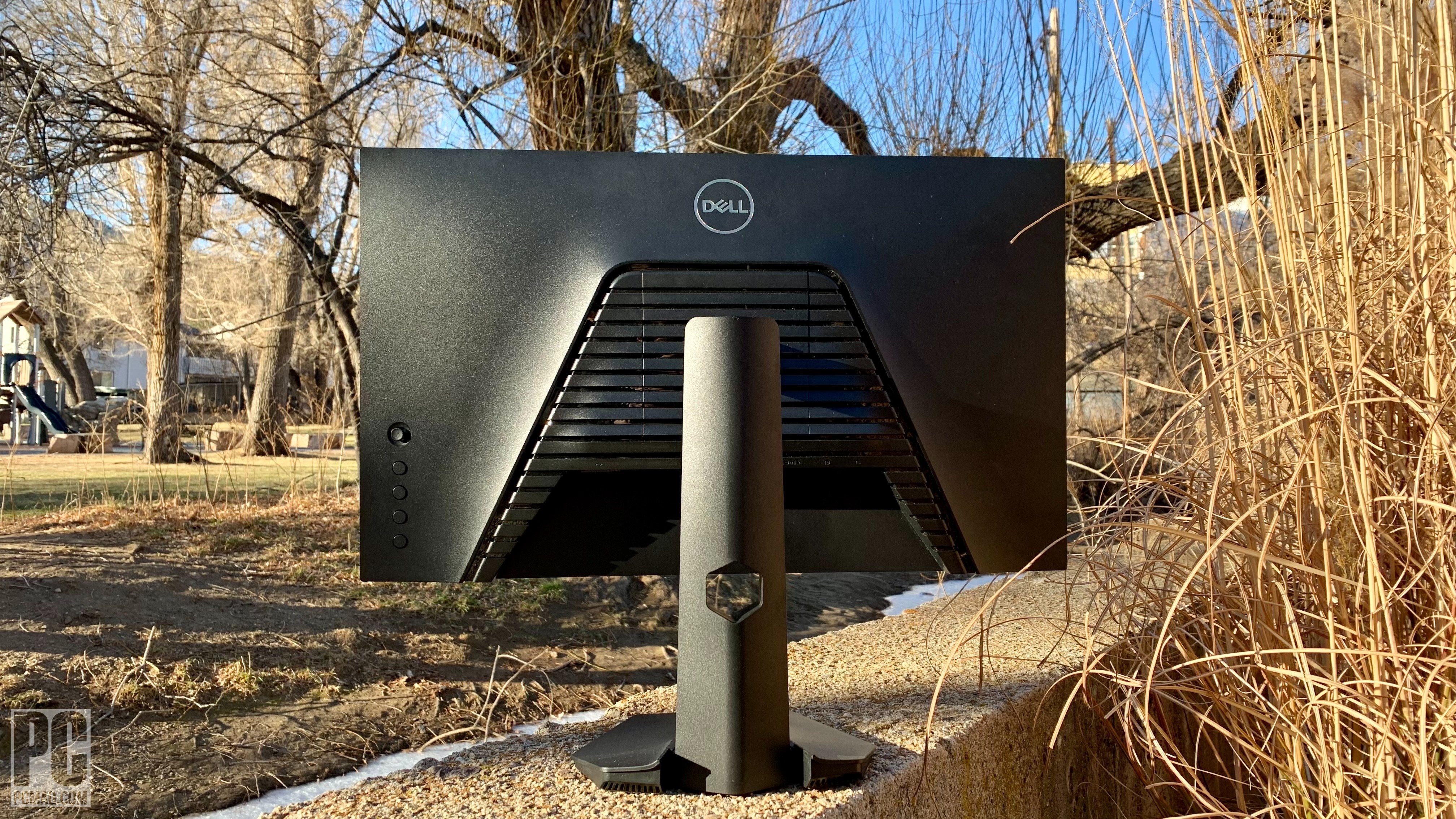 Dell 24 S2421HGF rear view