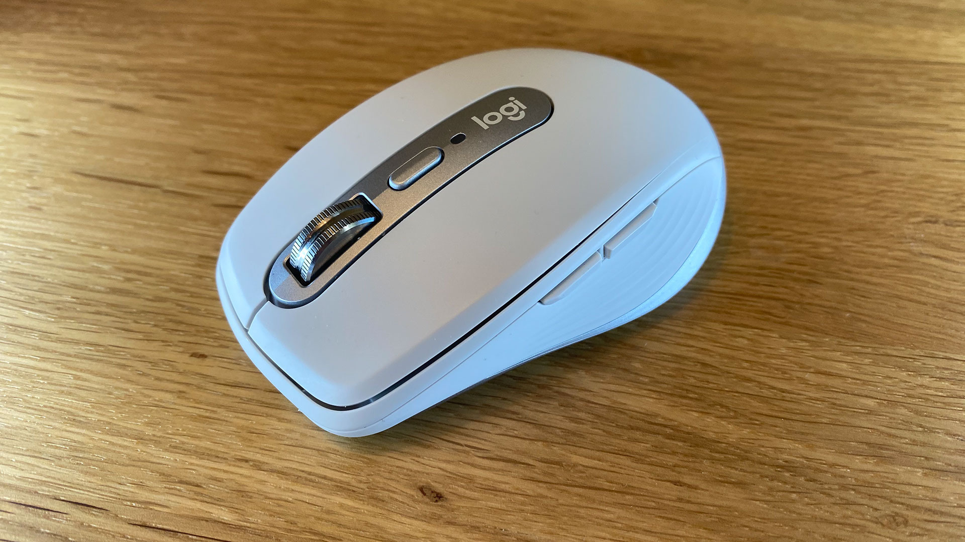 Logitech MX Anywhere 3 Wireless Mouse front float