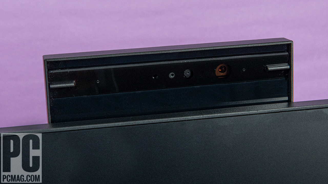 HP E24m G4 FHD USB-C Conferencing Monitor webcam