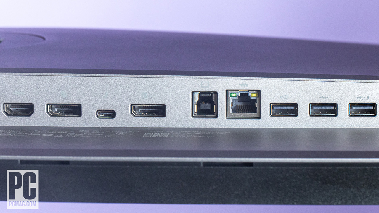 HP Z32k G3 USB-C Display: Ports