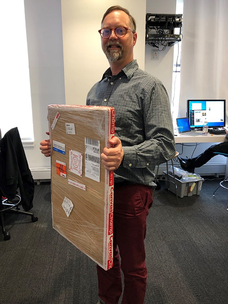 CanvasChamp shipment packaging