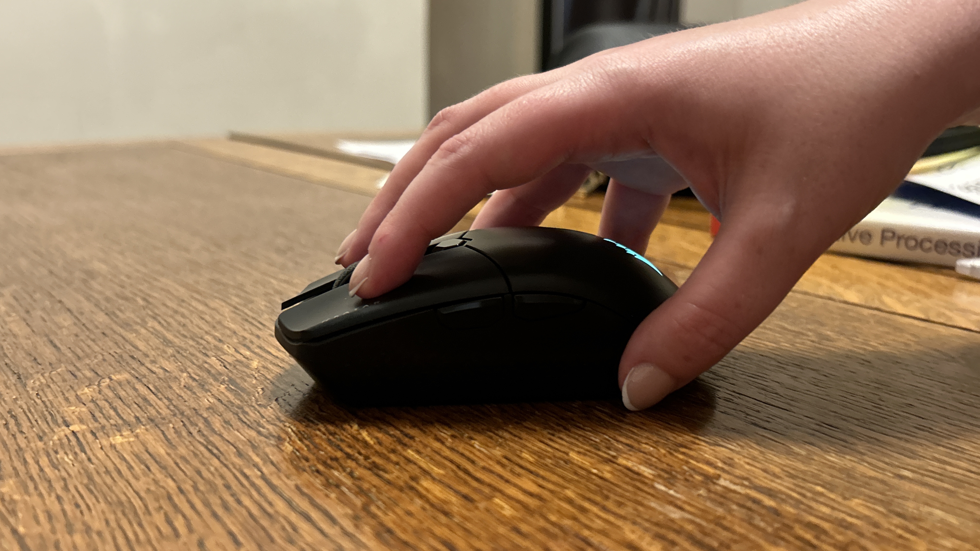 Corsair Katar Elite Wireless gaming mouse with fingertip grip