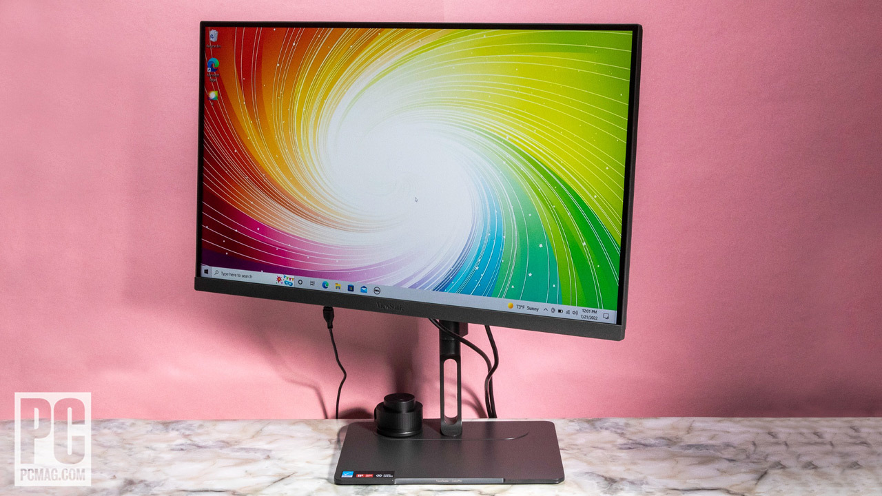 ViewSonic ColorPro VP2776: Front Angle