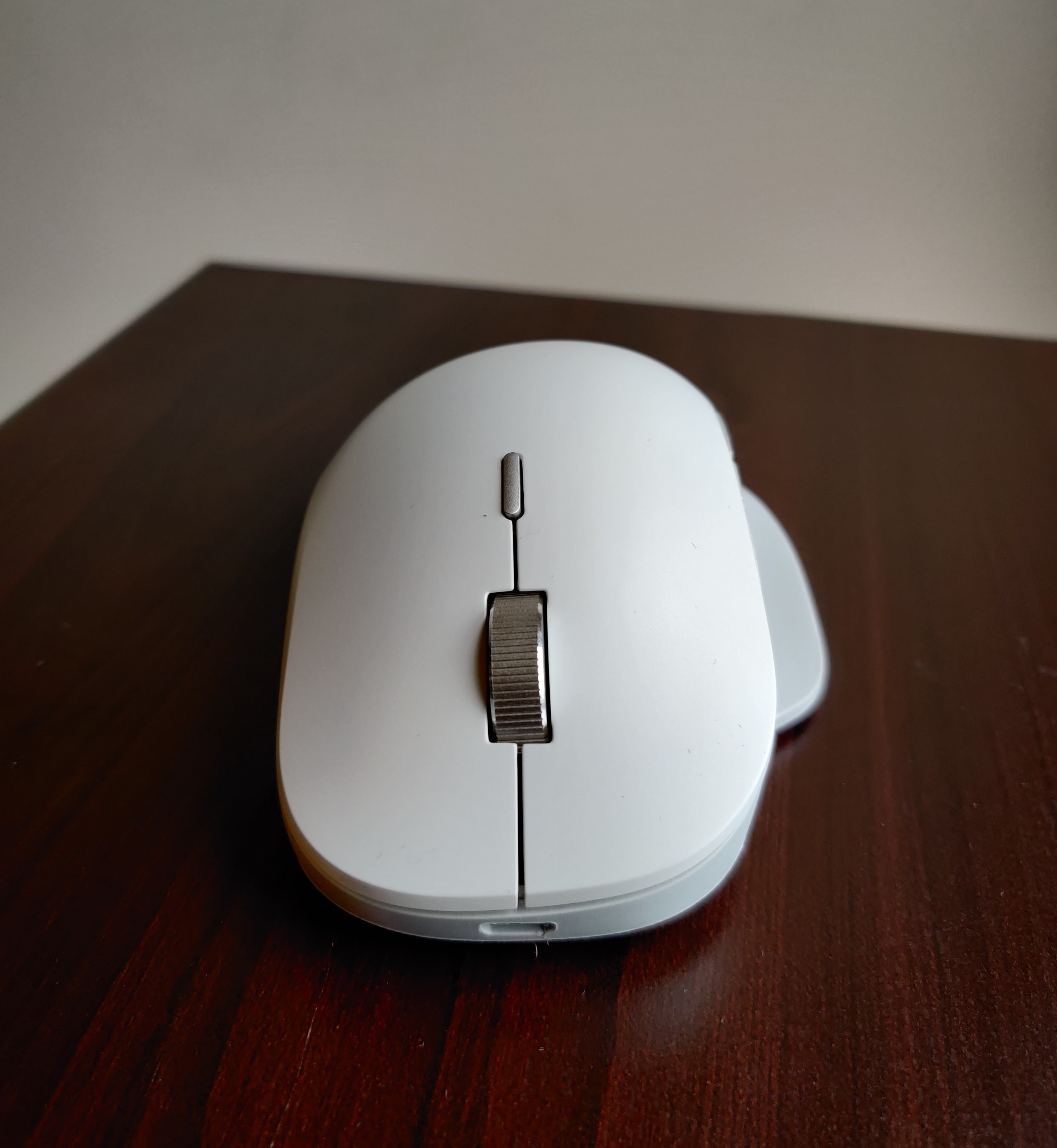 Microsoft Precision Mouse front view