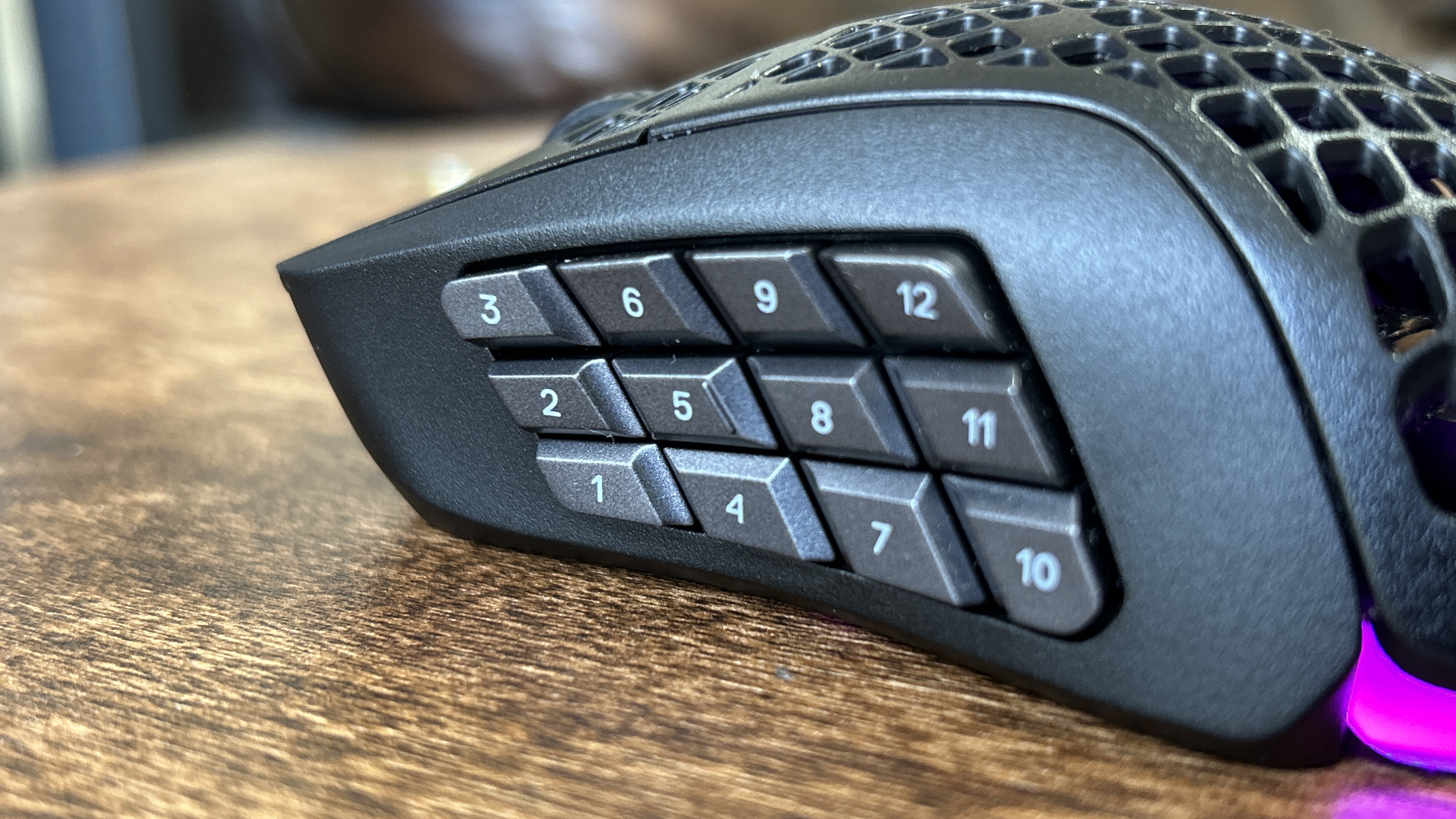 SteelSeries Aerox 9 Wireless keypad