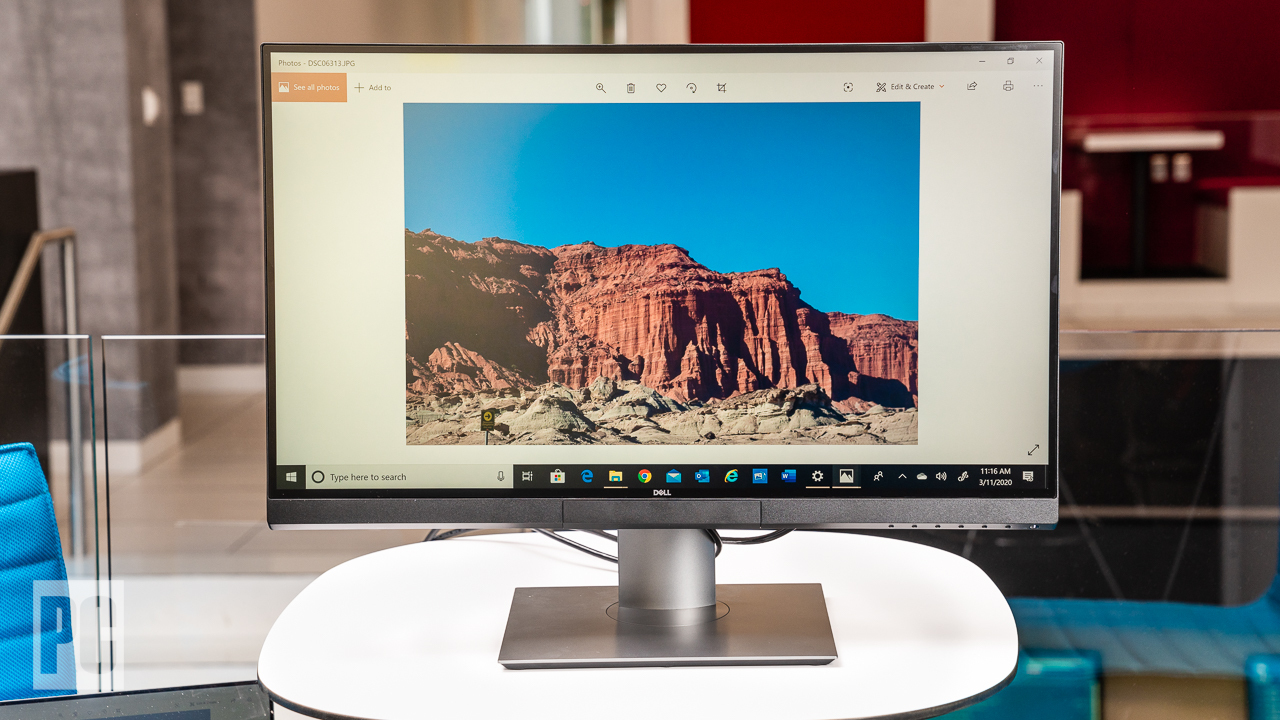 Dell UltraSharp 27 4K PremierColor (UP2720Q) front view