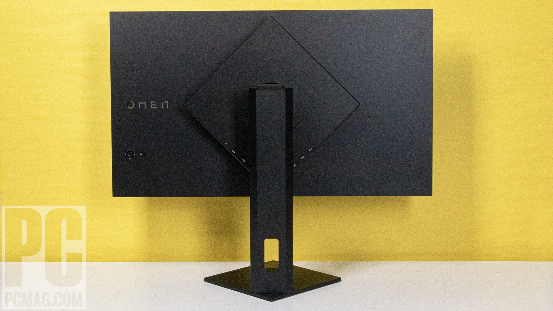 HP Omen 27u 4K rear