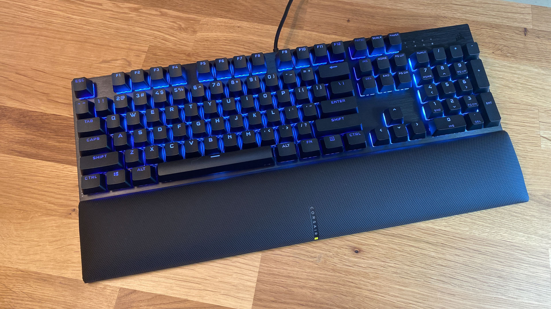 Corsair K60 RGB Pro SE