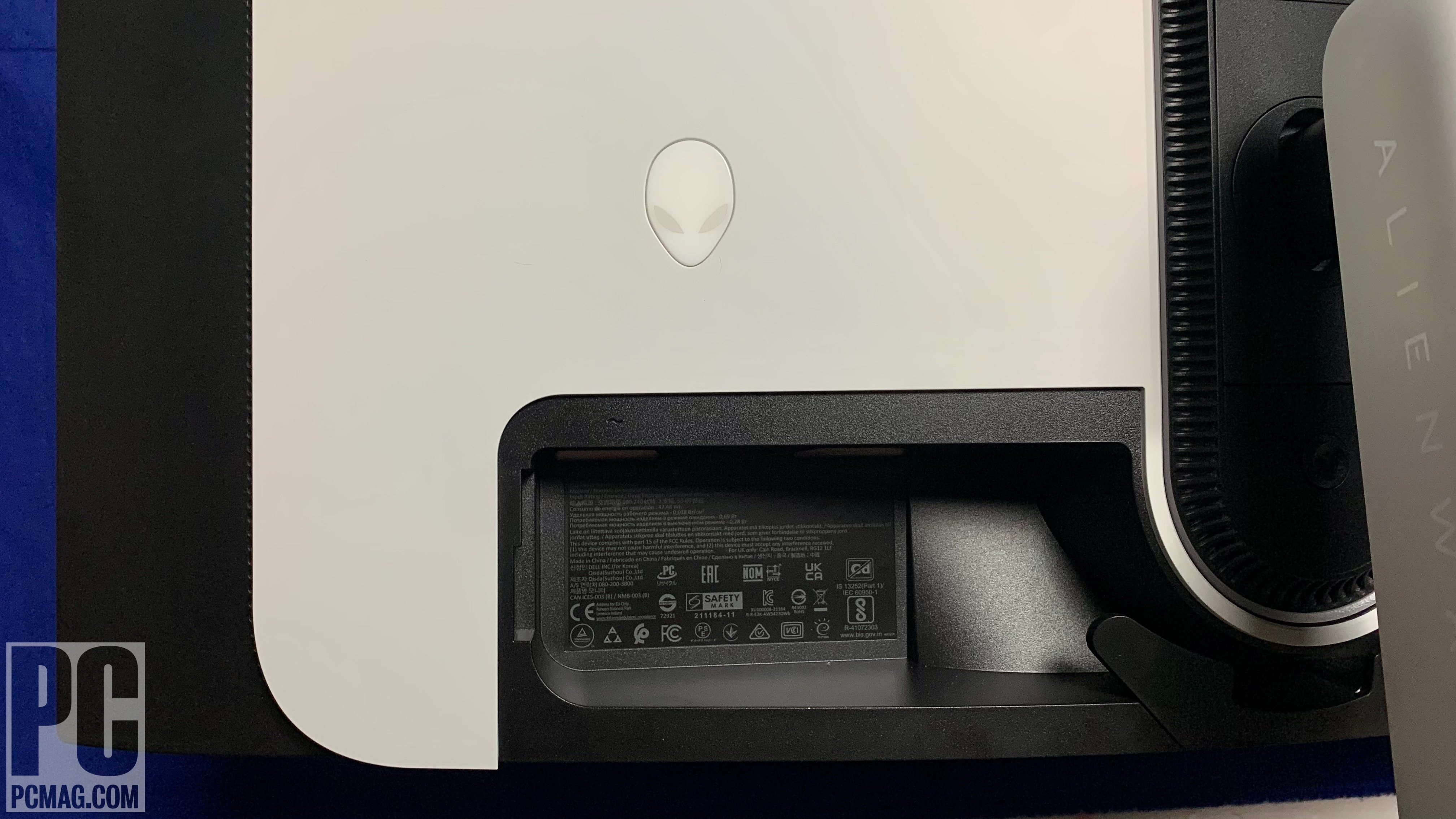 Alienware 34 QD-OLED ports