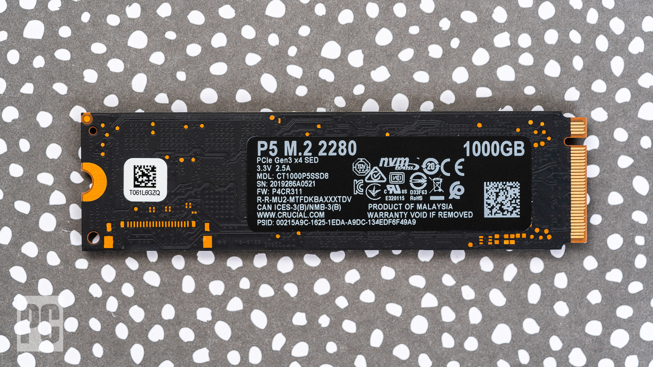 Crucial P5 Bottom