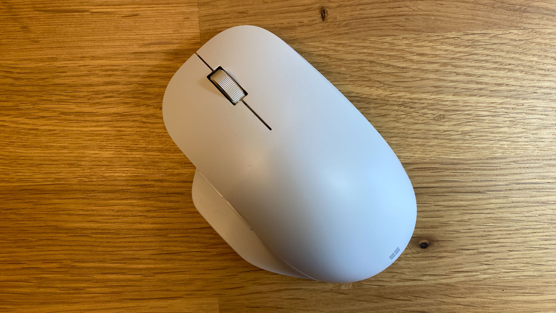 Microsoft Bluetooth Ergonomic Wireless Mouse