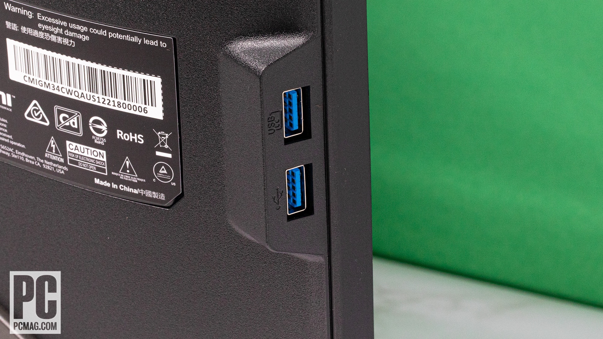 Cooler Master GM34-CWQ ARGB side ports