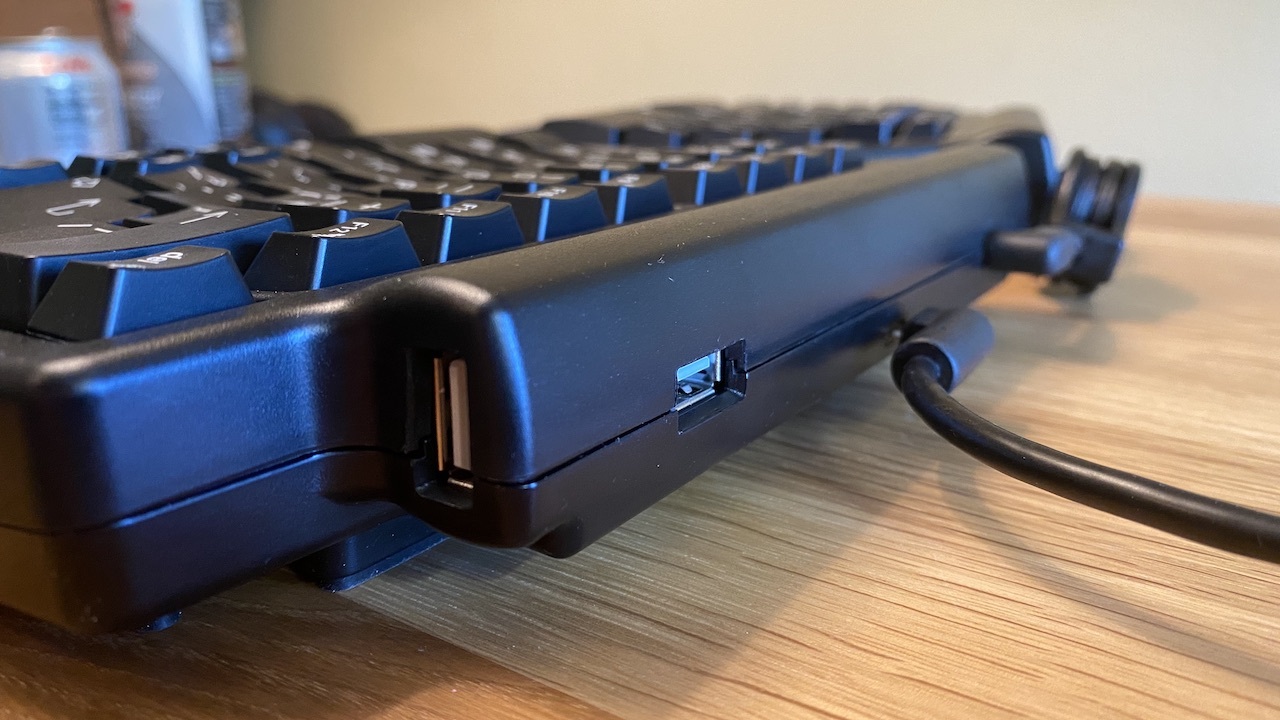 Matias Ergo Pro Ergonomic Keyboard (2020) pass-through