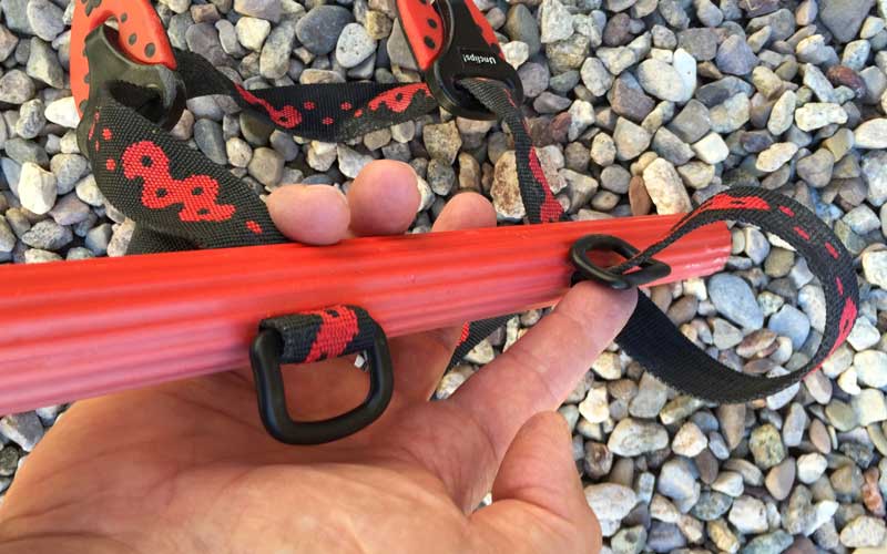 D-rings on PotLifter for adjusting strap length