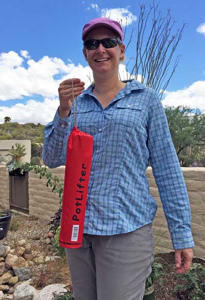 PotLifter in the carry bag