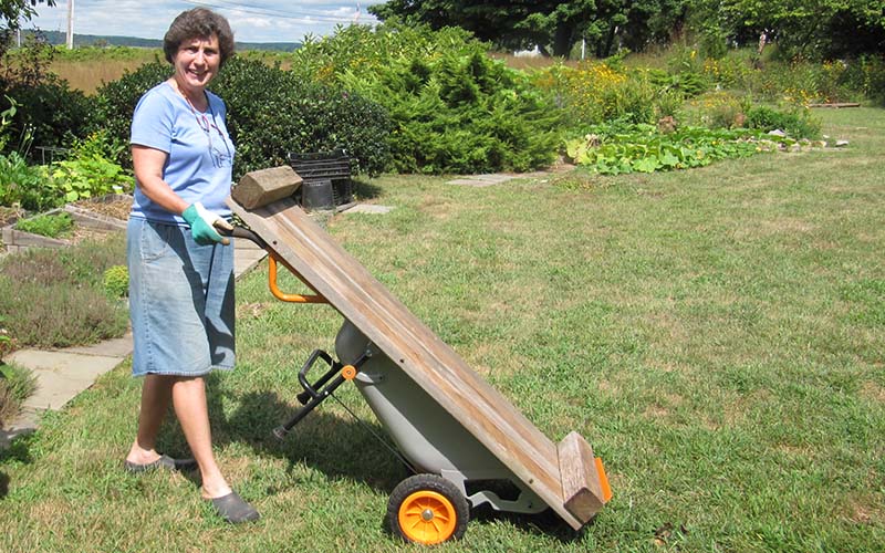 WORX AeroCart moves large items