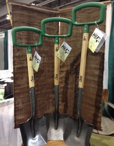 Hergonimic shovel from Green Heron Tools