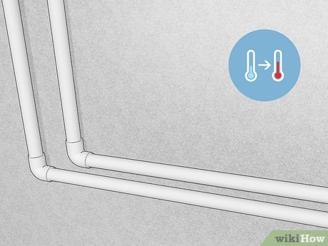 Step 1 Wait for the pipes to thaw on their own if there’s no rush.